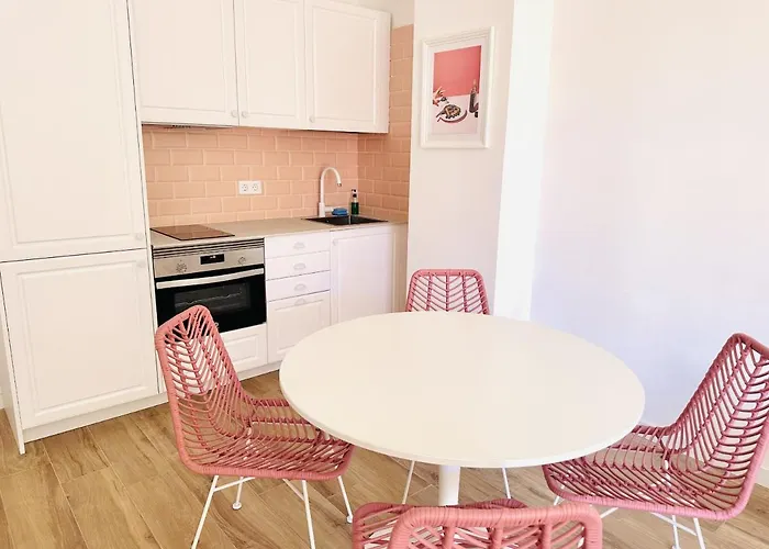 Pink Alta With Pool Appartement *